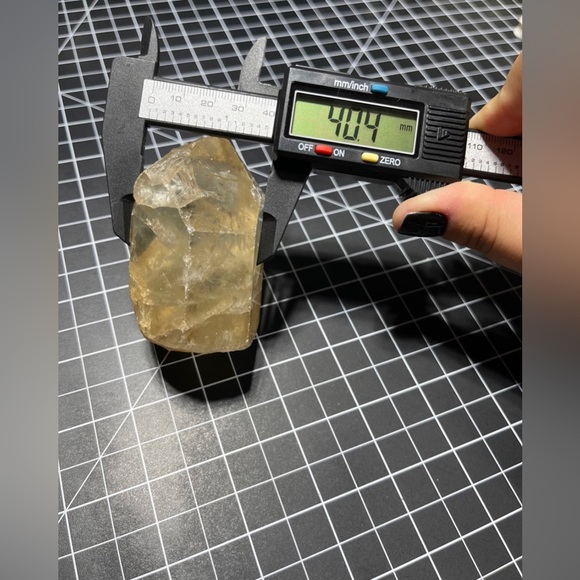 Natural Citrine Raw Point from Congo - Picture 10 of 12